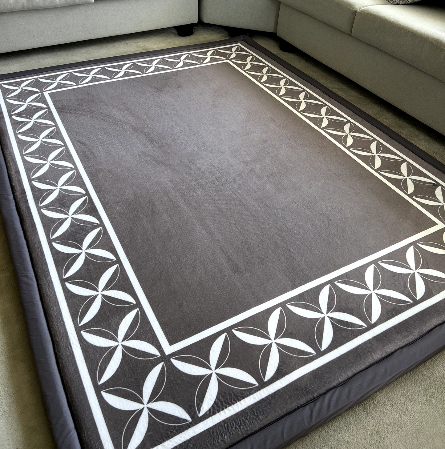 MEREDYTH GREY (Charcoal) Miti Mat